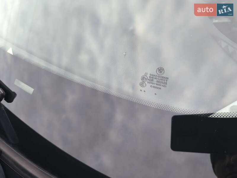 Седан BMW 7 Series 2015 в Полтаве