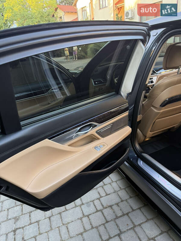 Седан BMW 7 Series 2016 в Одессе фото 29 Седан BMW 7 Series 2016 в Одессе