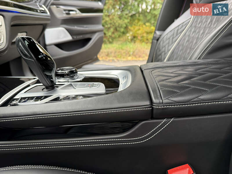 Седан BMW 7 Series 2019 в Ровно фото 59 Седан BMW 7 Series 2019 в Ровно