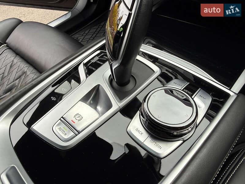 Седан BMW 7 Series 2019 в Ровно фото 96 Седан BMW 7 Series 2019 в Ровно