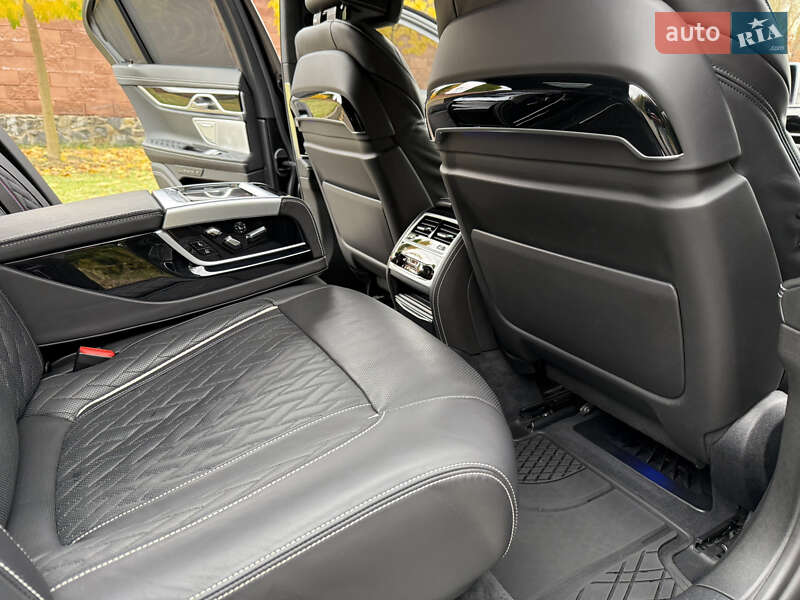 Седан BMW 7 Series 2019 в Ровно фото 104 Седан BMW 7 Series 2019 в Ровно