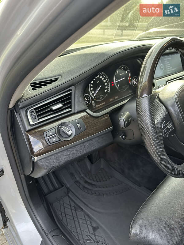 Седан BMW 7 Series 2009 в Тернополі фото 33 Седан BMW 7 Series 2009 в Тернополі