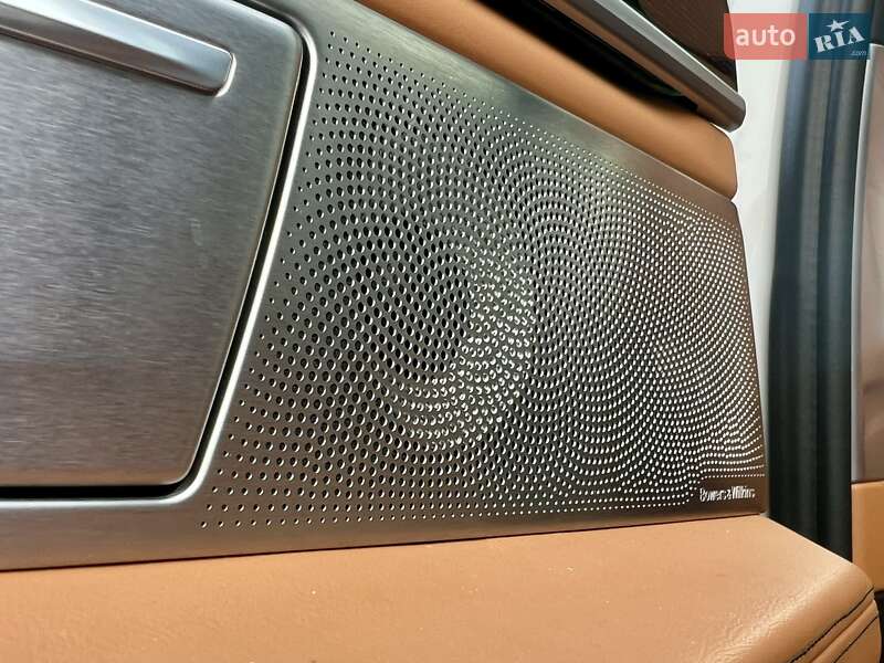 Седан BMW 7 Series 2016 в Киеве фото 16 Седан BMW 7 Series 2016 в Киеве