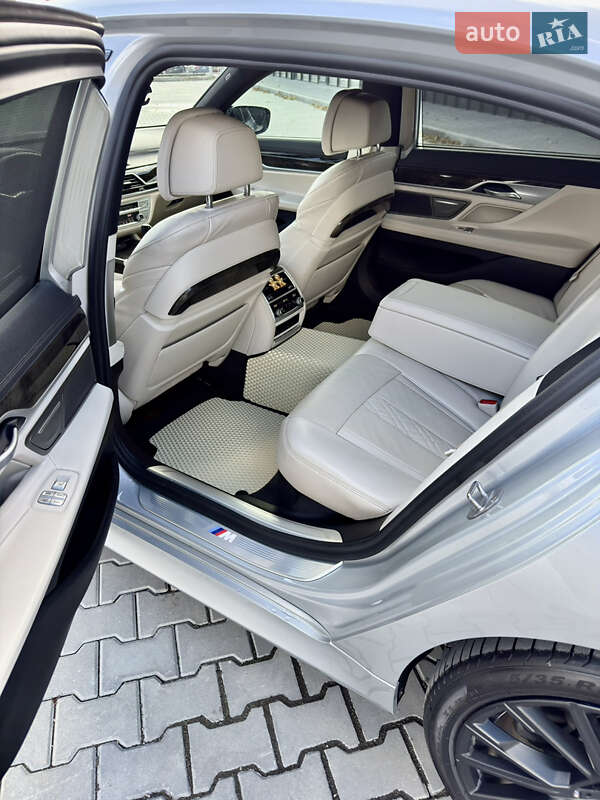 Седан BMW 7 Series 2019 в Каменец-Подольском