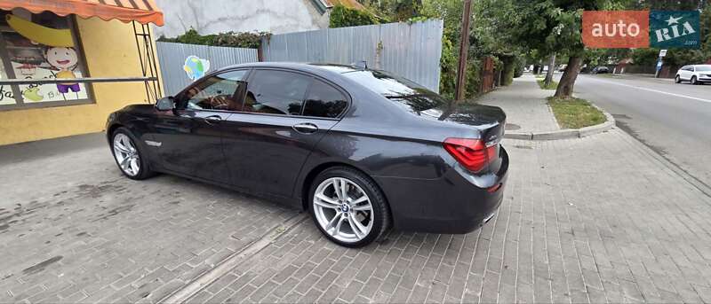 Седан BMW 7 Series 2013 в Ужгороді
