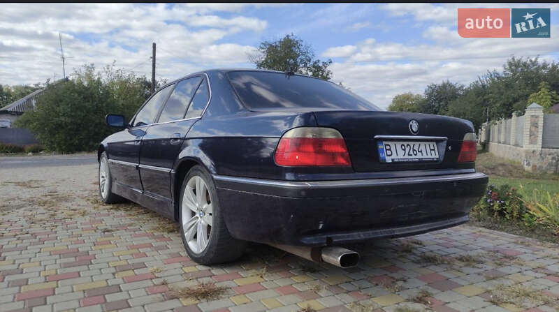 Седан BMW 7 Series 2001 в Полтаве