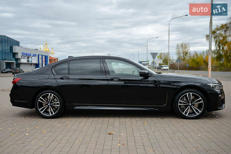 Седан BMW 7 Series 2019 в Києві