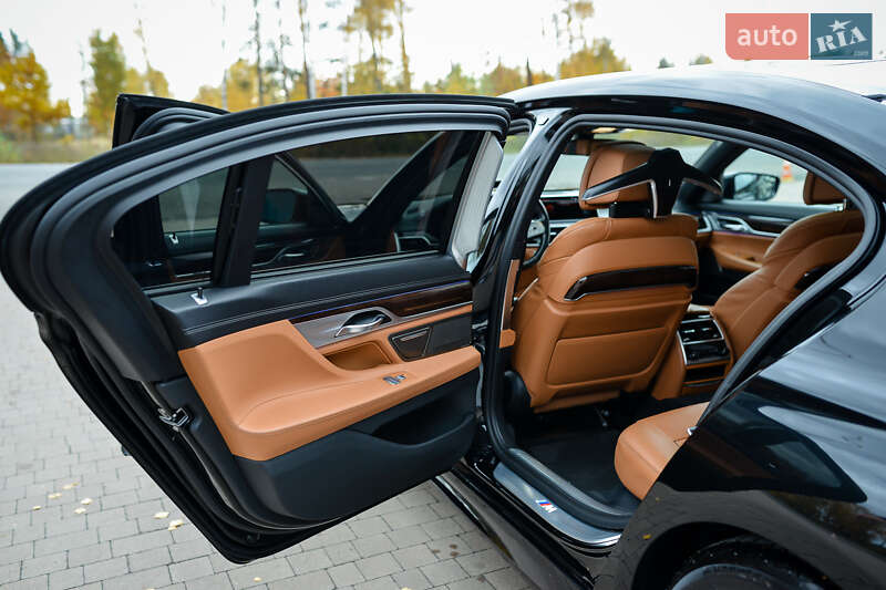 Седан BMW 7 Series 2019 в Києві