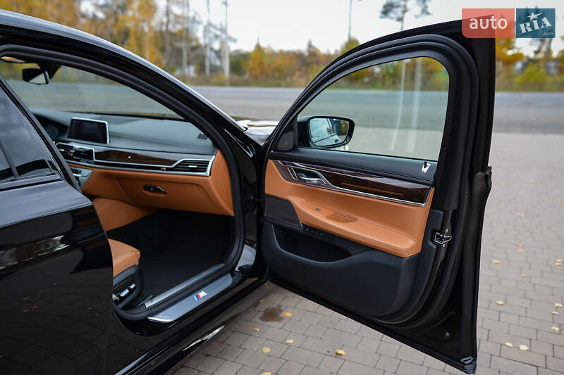 Седан BMW 7 Series 2019 в Києві
