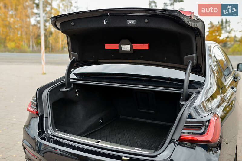 Седан BMW 7 Series 2019 в Києві