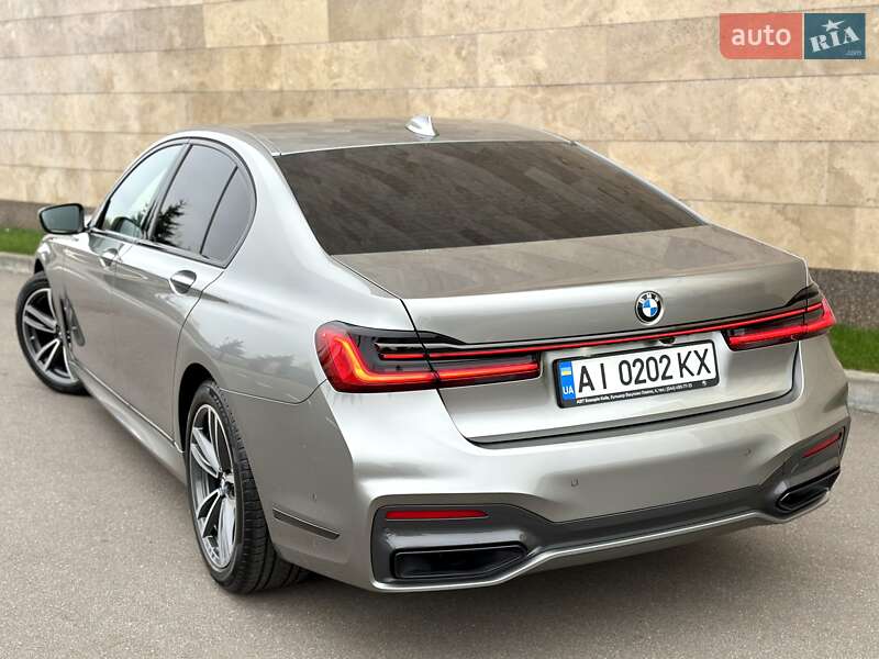 Седан BMW 7 Series 2022 в Киеве