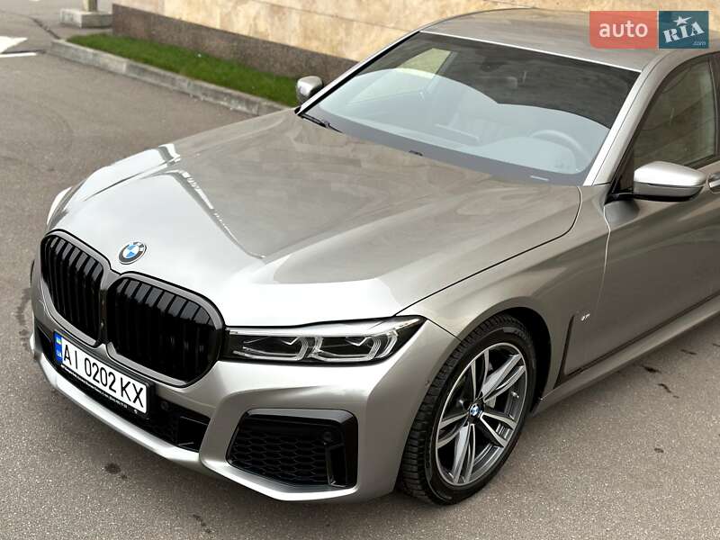 Седан BMW 7 Series 2022 в Киеве