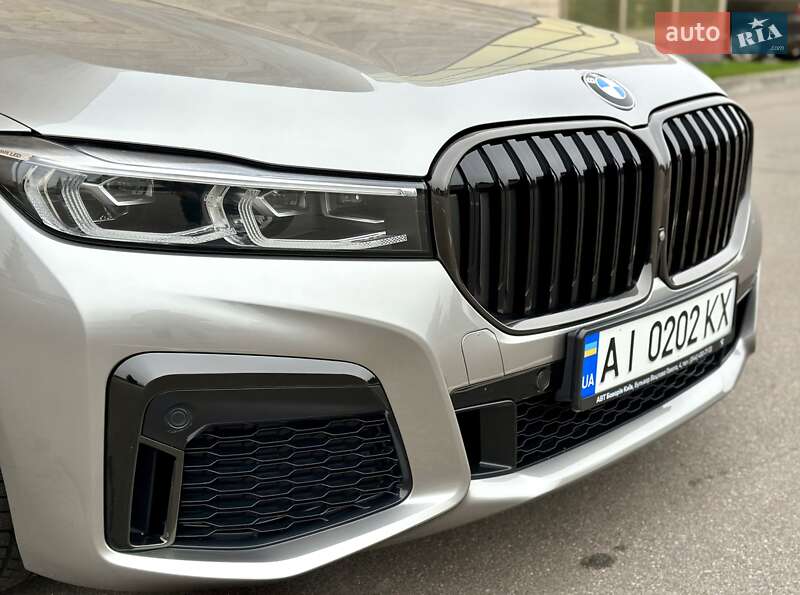 Седан BMW 7 Series 2022 в Киеве