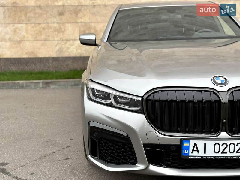 Седан BMW 7 Series 2022 в Киеве