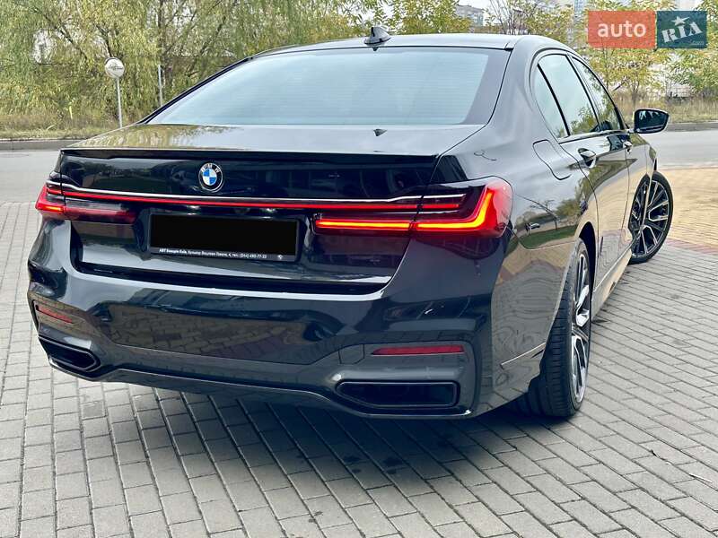 Седан BMW 7 Series 2022 в Киеве