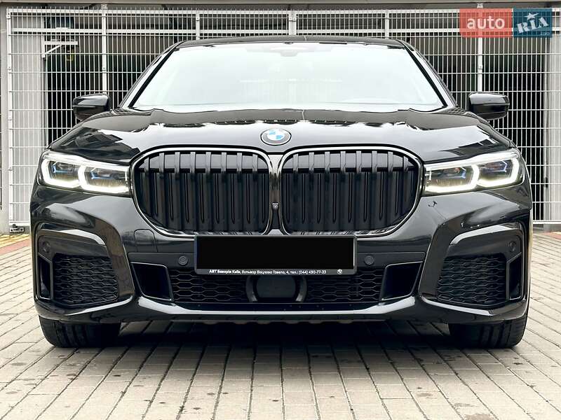 Седан BMW 7 Series 2022 в Киеве