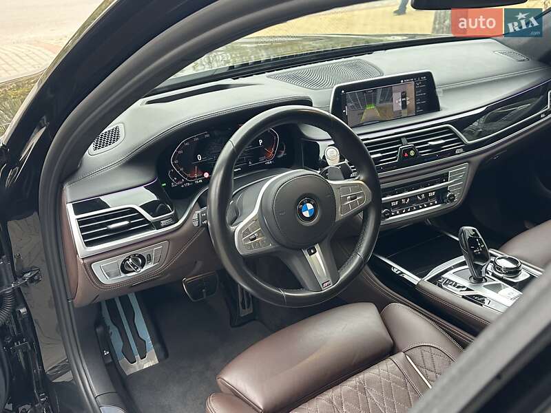 Седан BMW 7 Series 2022 в Киеве