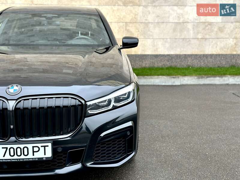 Седан BMW 7 Series 2022 в Киеве фото 40 Седан BMW 7 Series 2022 в Киеве