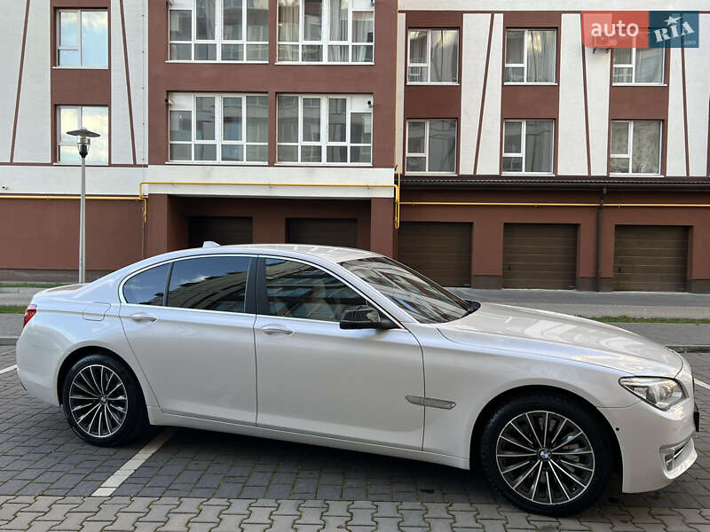 Седан BMW 7 Series 2012 в Ивано-Франковске