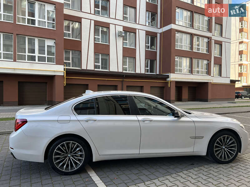 Седан BMW 7 Series 2012 в Ивано-Франковске