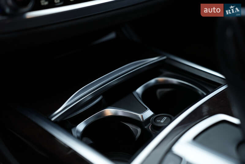 Седан BMW 7 Series 2015 в Ровно фото 50 Седан BMW 7 Series 2015 в Ровно
