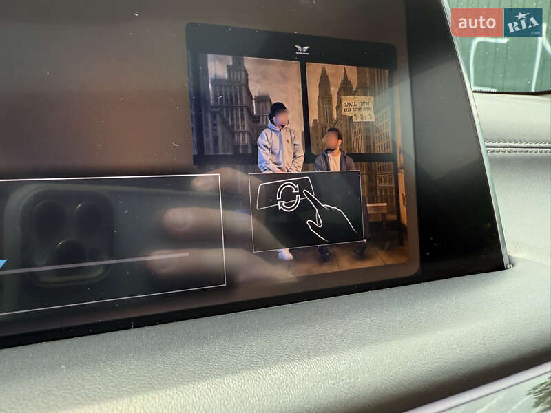 Седан BMW 7 Series 2022 в Киеве