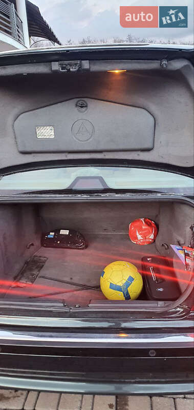 Седан BMW 7 Series 2000 в Иршаве