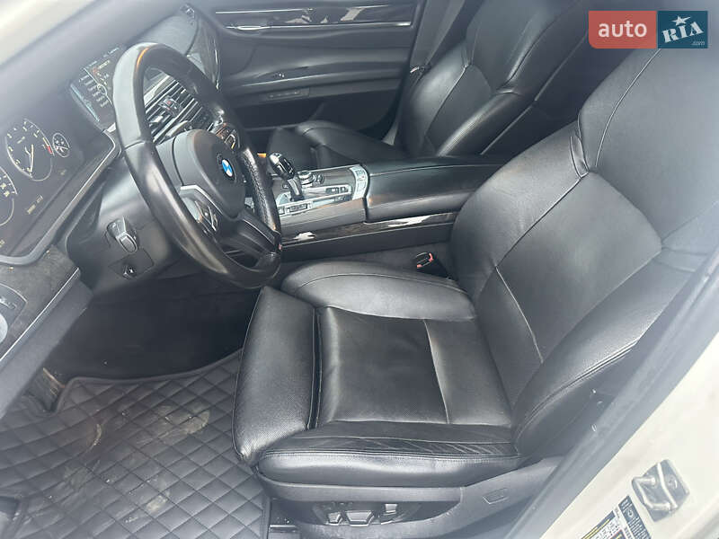Седан BMW 7 Series 2011 в Черновцах фото 14 Седан BMW 7 Series 2011 в Черновцах