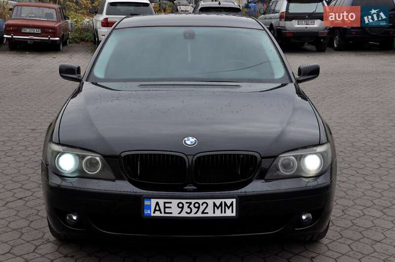 Седан BMW 7 Series 2007 в Львове