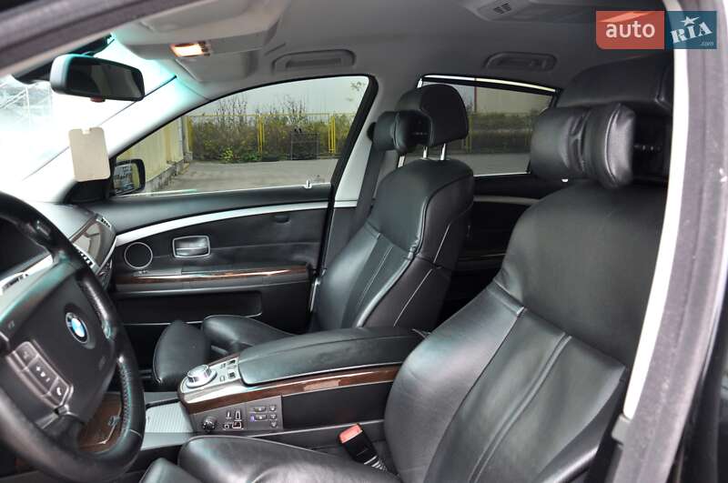 Седан BMW 7 Series 2007 в Львове