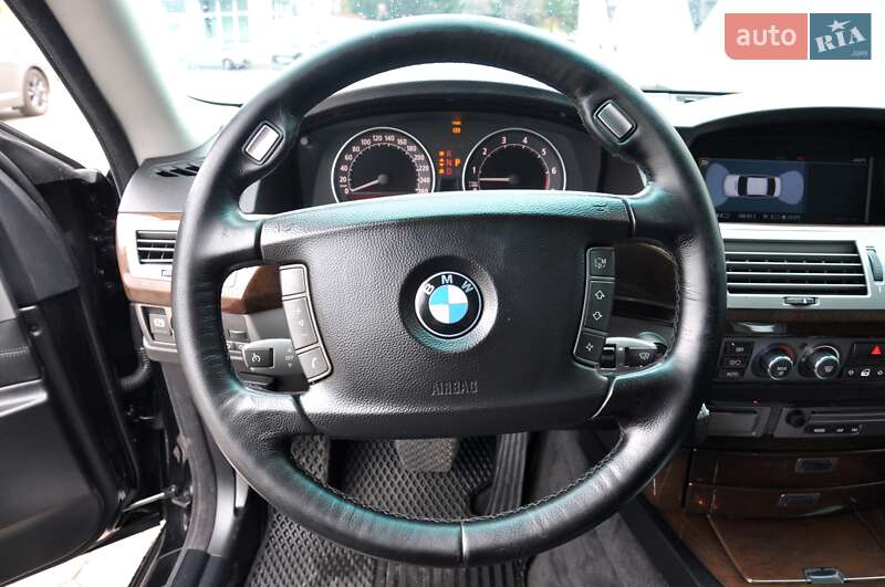 Седан BMW 7 Series 2007 в Львове