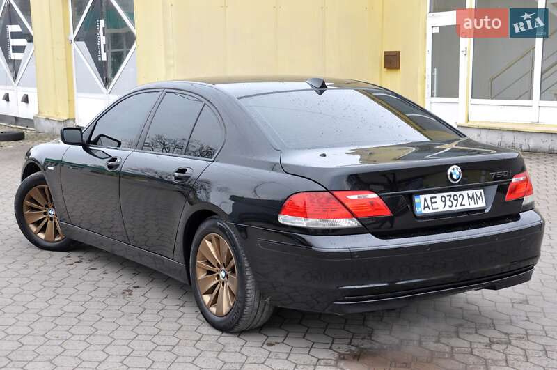 Седан BMW 7 Series 2007 в Львове