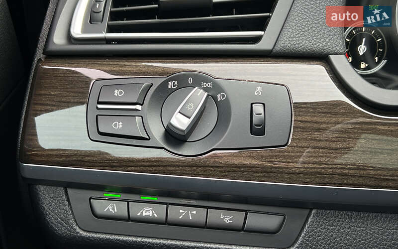 Седан BMW 7 Series 2015 в Львове