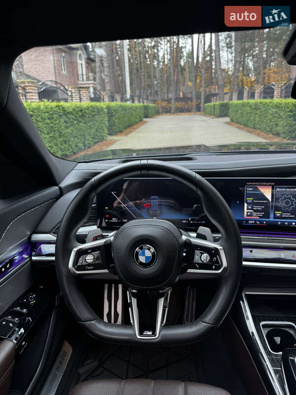 Седан BMW 7 Series 2023 в Киеве фото 34 Седан BMW 7 Series 2023 в Киеве