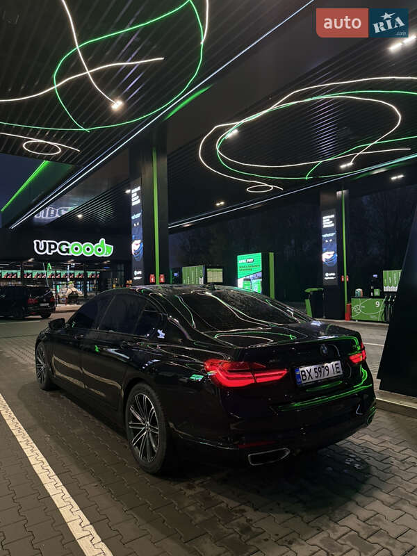 Седан BMW 7 Series 2016 в Хмельницькому