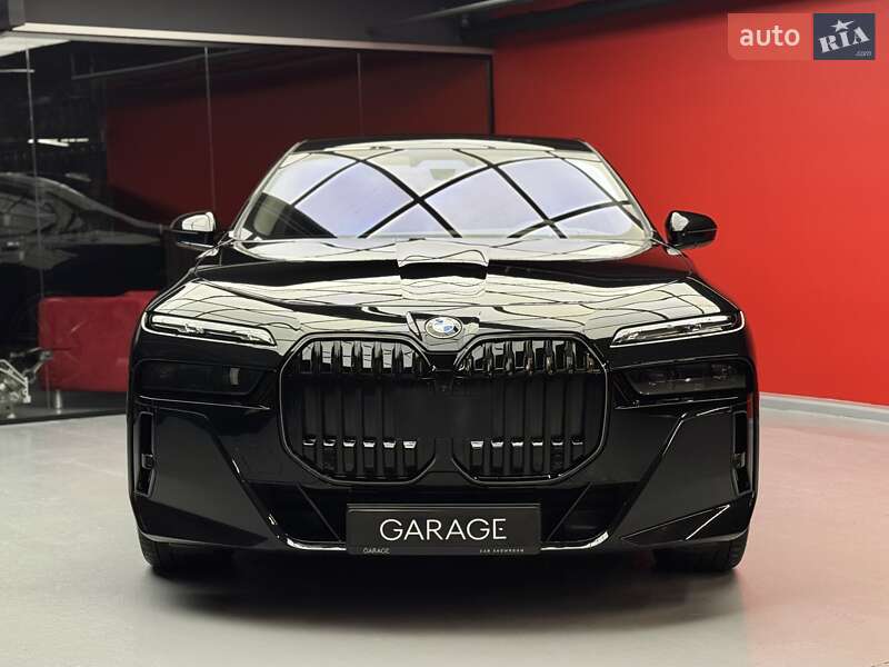 Седан BMW 7 Series 2024 в Киеве фото 2 Седан BMW 7 Series 2024 в Киеве