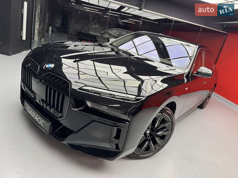 Седан BMW 7 Series 2024 в Киеве фото 9 Седан BMW 7 Series 2024 в Киеве