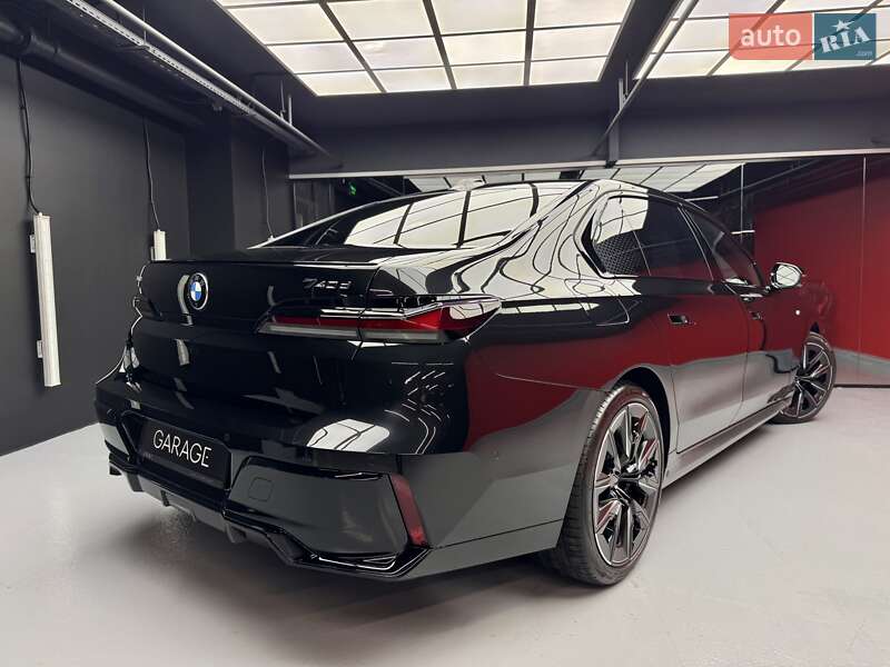 Седан BMW 7 Series 2024 в Киеве фото 19 Седан BMW 7 Series 2024 в Киеве