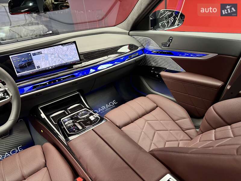 Седан BMW 7 Series 2024 в Киеве фото 45 Седан BMW 7 Series 2024 в Киеве