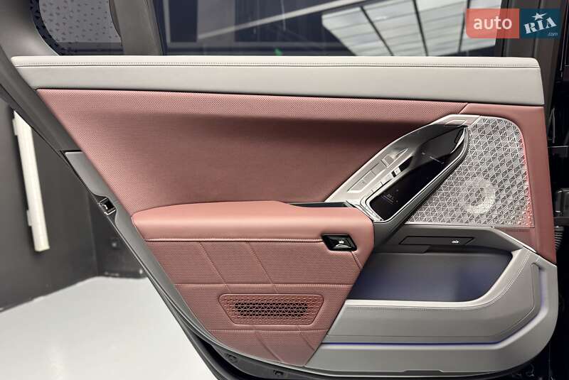Седан BMW 7 Series 2024 в Киеве фото 48 Седан BMW 7 Series 2024 в Киеве