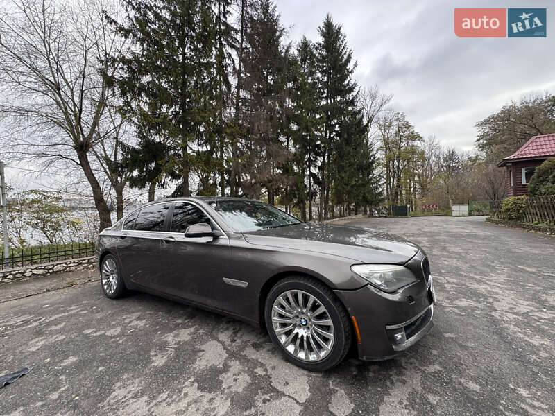 Седан BMW 7 Series 2013 в Тернополе