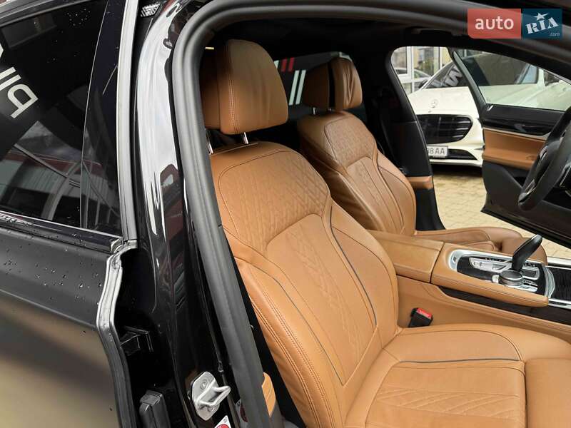 Седан BMW 7 Series 2016 в Львове