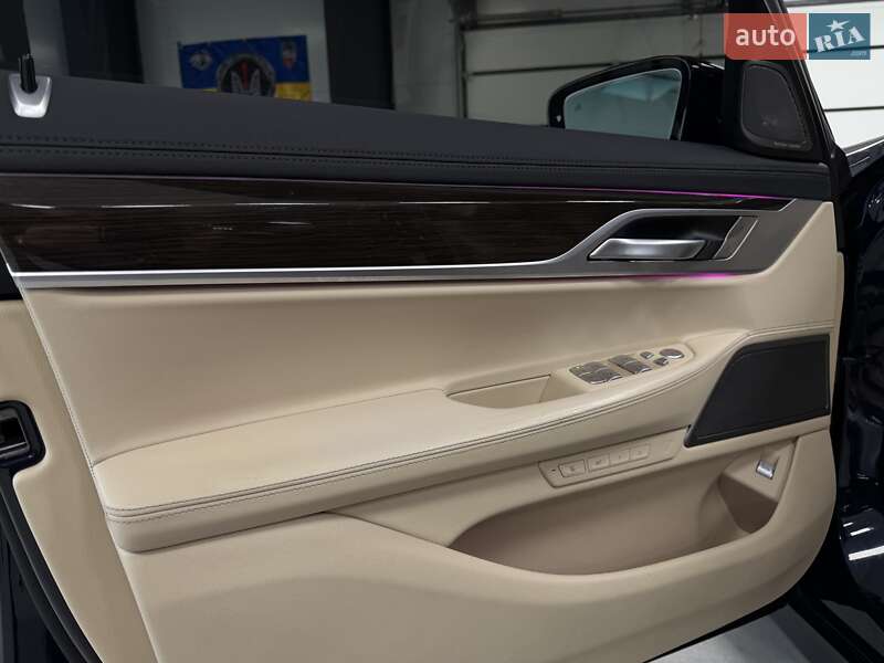 Седан BMW 7 Series 2019 в Тернополе фото 44 Седан BMW 7 Series 2019 в Тернополе