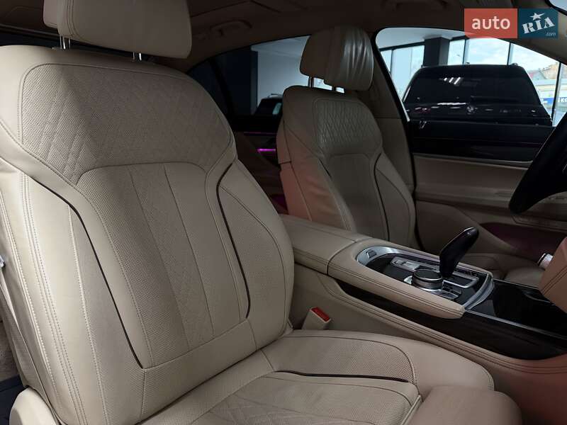 Седан BMW 7 Series 2019 в Тернополе фото 56 Седан BMW 7 Series 2019 в Тернополе