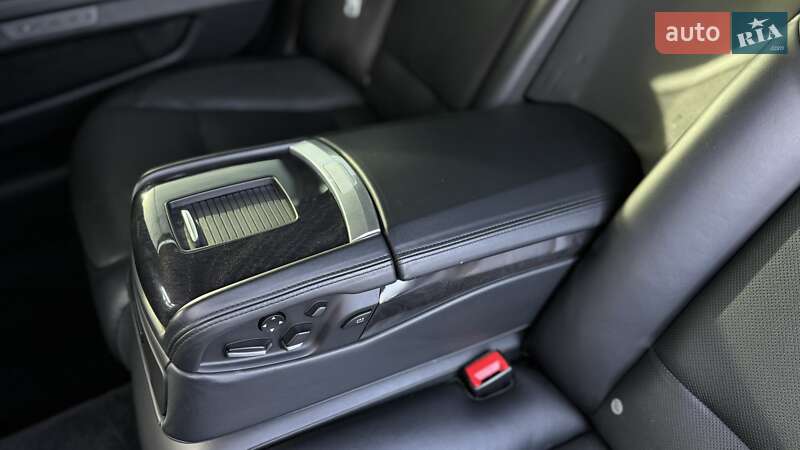 Седан BMW 7 Series 2008 в Киеве фото 18 Седан BMW 7 Series 2008 в Киеве