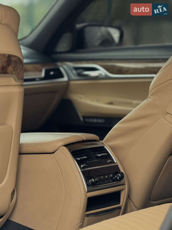 Седан BMW 7 Series 2016 в Ковеле фото 22 Седан BMW 7 Series 2016 в Ковеле