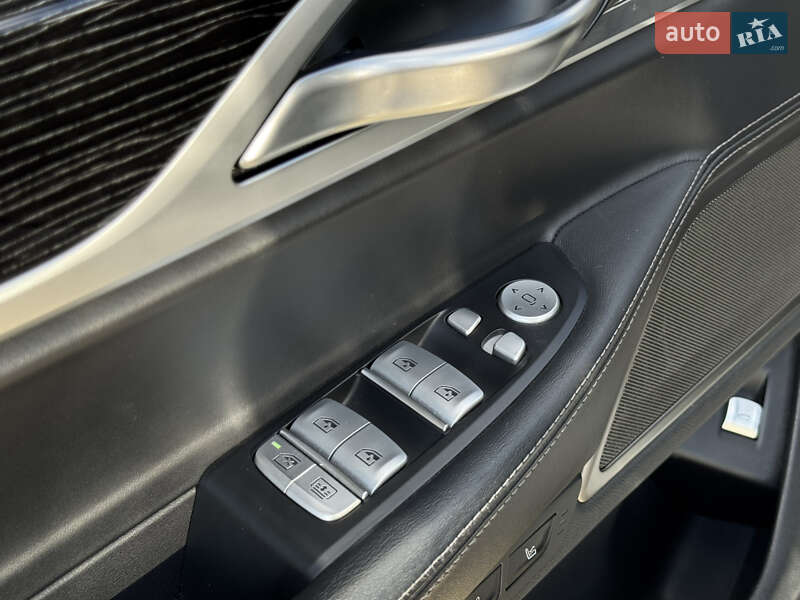 Седан BMW 7 Series 2019 в Ивано-Франковске