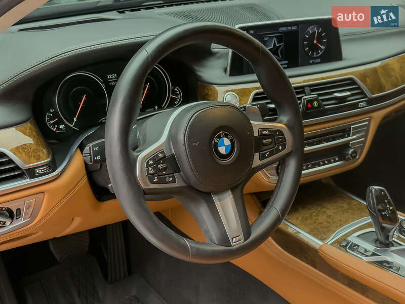 Седан BMW 7 Series 2015 в Киеве фото 29 Седан BMW 7 Series 2015 в Киеве