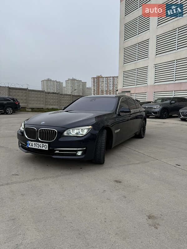 Седан BMW 7 Series 2013 в Одессе