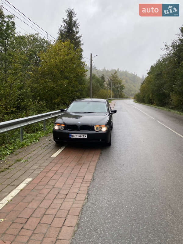Седан BMW 7 Series 2003 в Львове